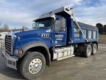 Main image Mack Granite