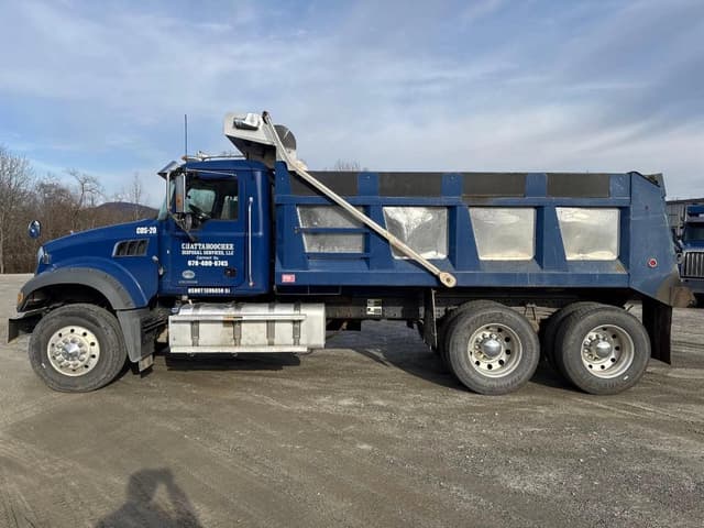 Image of Mack Granite equipment image 1