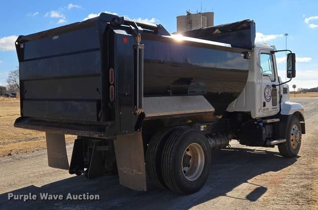 Image of Mack MD equipment image 4