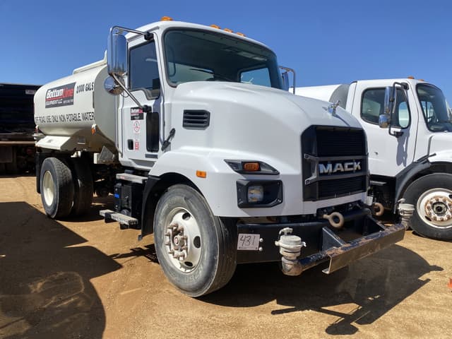 Image of Mack MD642 equipment image 3