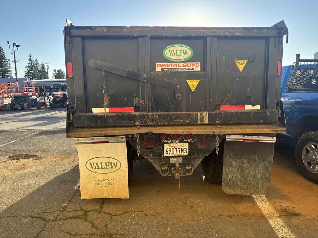Image of Mack MD7 Image 1