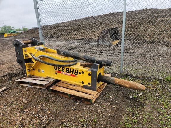 2022 Magnum RHB330 Equipment Image0
