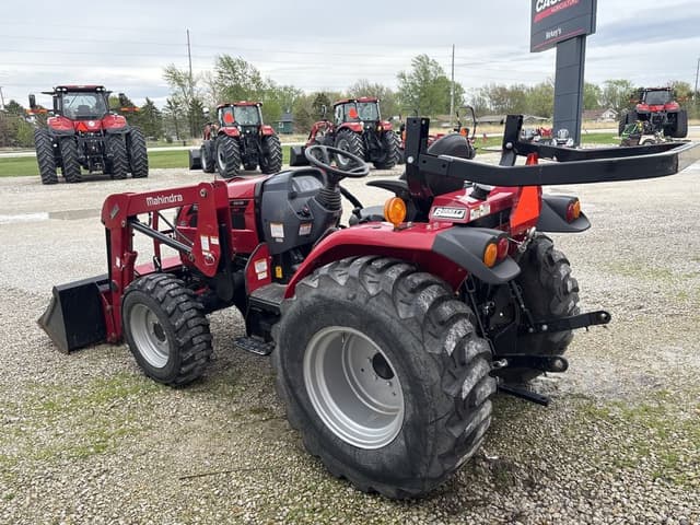 Image of Mahindra 2638 equipment image 3