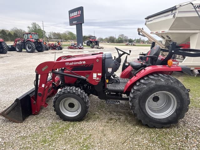 Image of Mahindra 2638 equipment image 4