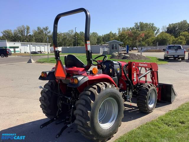 Image of Mahindra 2638 equipment image 4