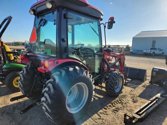 Image of Mahindra 2638 equipment image 1