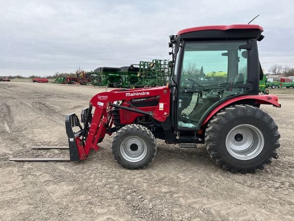 Image of Mahindra 2638 equipment image 1