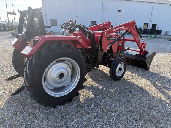Image of Mahindra 4540 equipment image 4