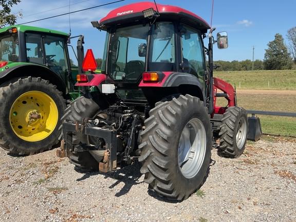 Image of Mahindra 6075 equipment image 2