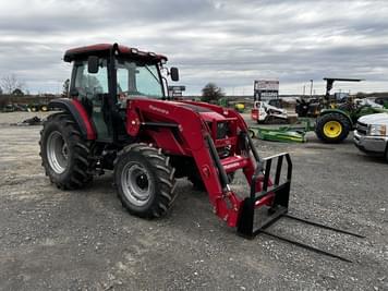 Main image Mahindra 7095