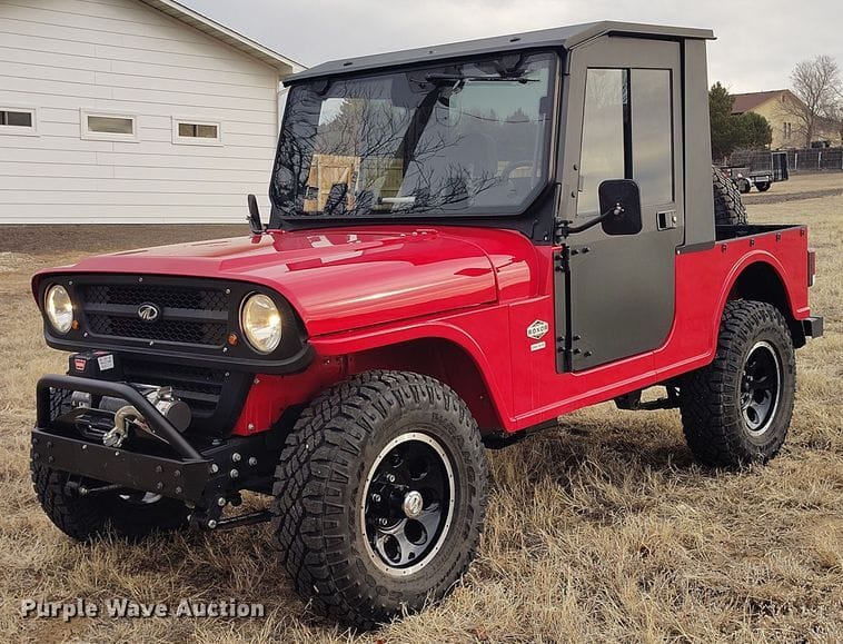 2022 Mahindra Roxor Equipment Image0