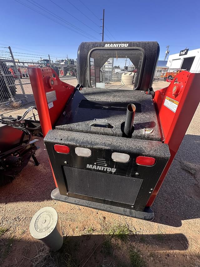 Image of Manitou 1050RT equipment image 2