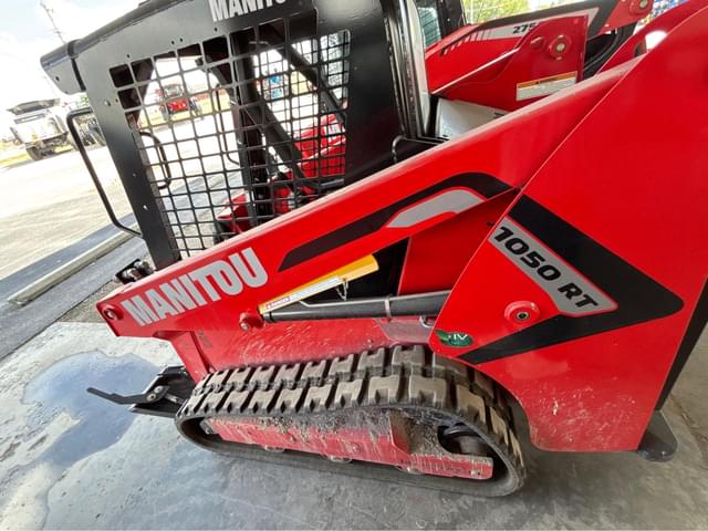 Image of Manitou 1050RT equipment image 4