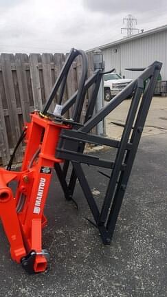 Image of Manitou Bale Clamp Image 0