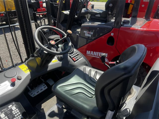Image of Manitou MC25-4 equipment image 2