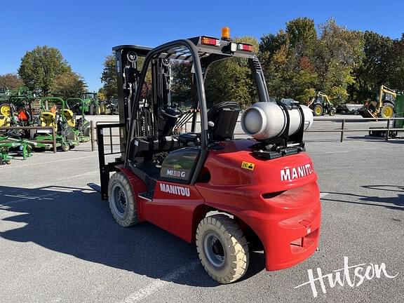 Image of Manitou MI30G equipment image 3