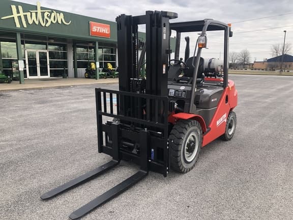 Image of Manitou MI40G equipment image 2