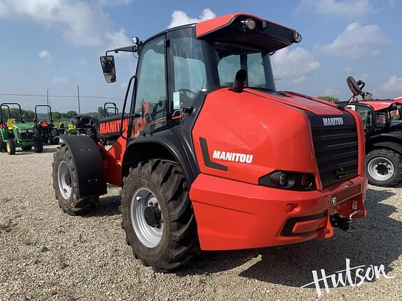 Image of Manitou MLA-T 533-145 V+ equipment image 3