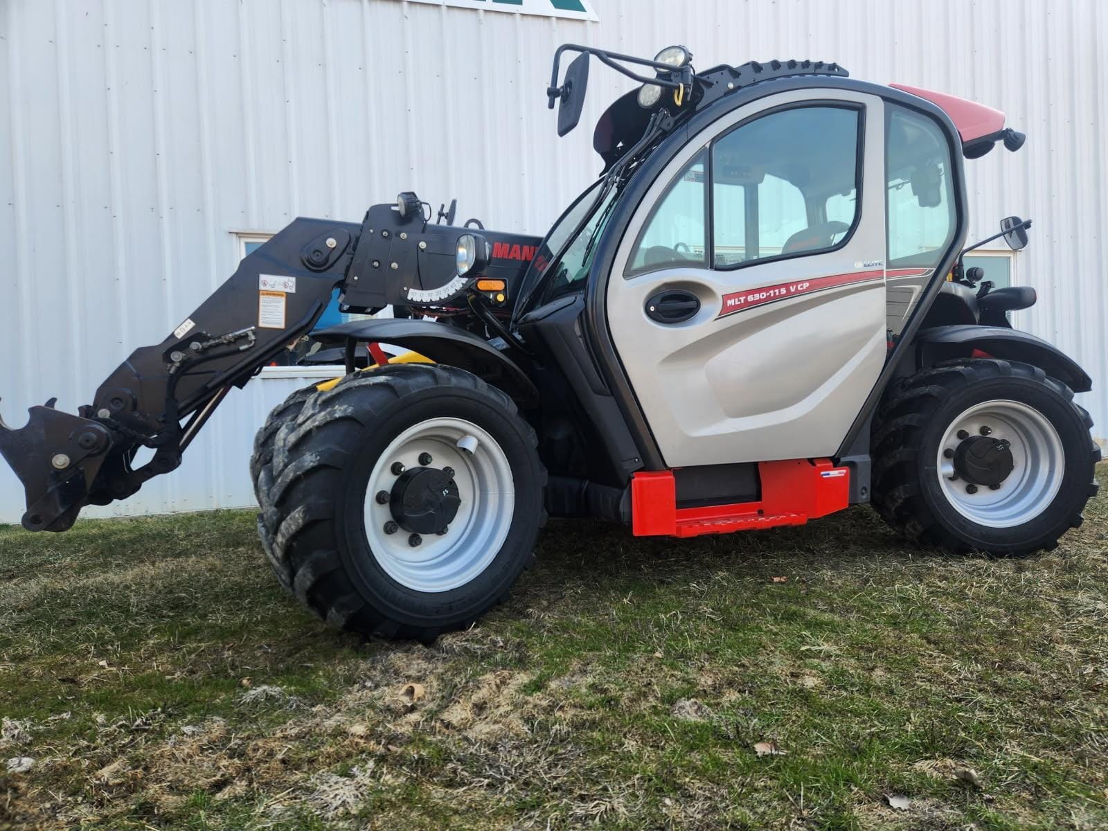2022 Manitou MLT630-115 V CP Equipment Image0