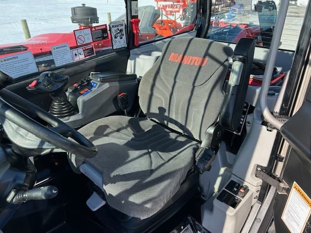 Image of Manitou MLT841-145PS+ equipment image 4