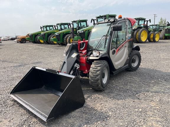 2022 Manitou MT420H Equipment Image0