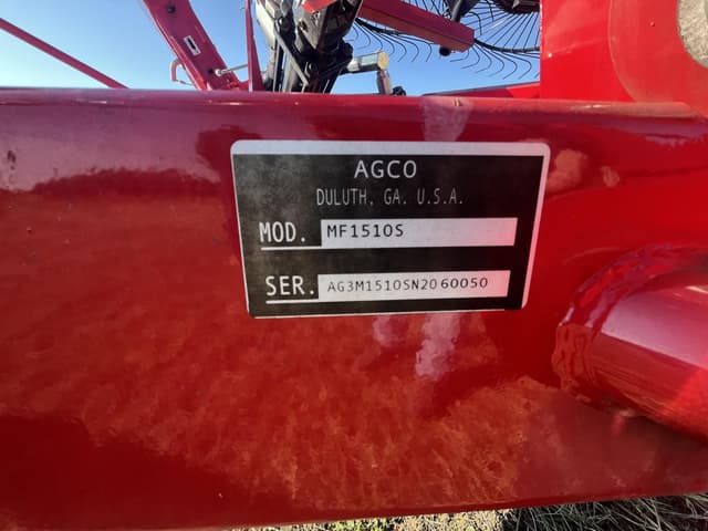 Image of Massey Ferguson 1510S equipment image 4