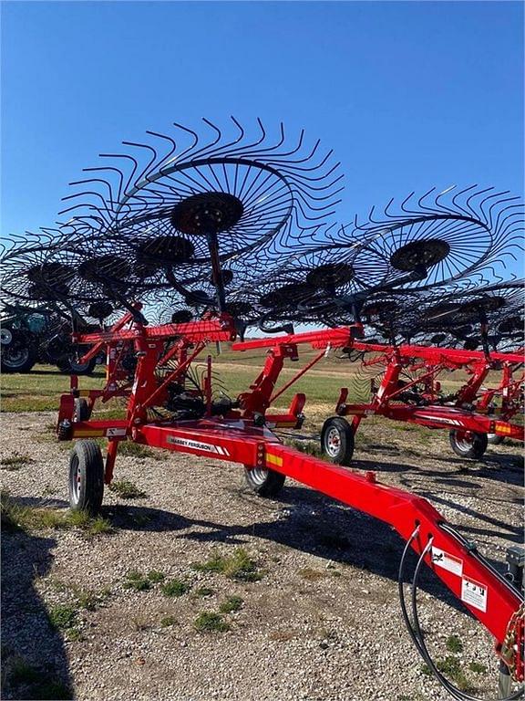 Image of Massey Ferguson 1510S equipment image 2