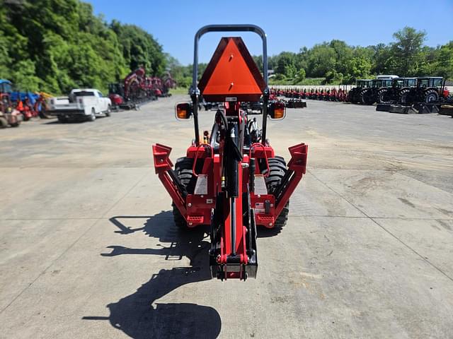 Image of Massey Ferguson 1526 equipment image 4