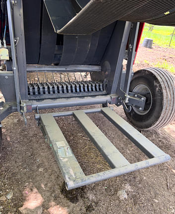Image of Massey Ferguson 1745 equipment image 1