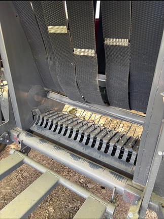 Image of Massey Ferguson Hesston 1745D equipment image 4