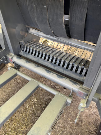Image of Massey Ferguson Hesston 1745D equipment image 2