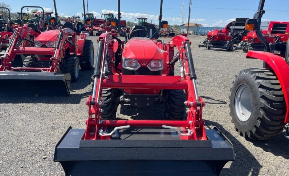 2022 Massey Ferguson 1825E Equipment Image0