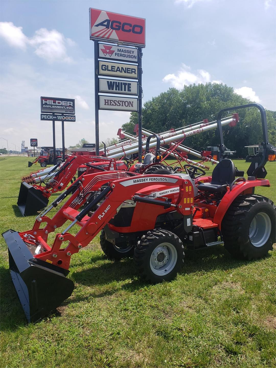 Image of Massey Ferguson 1835E Primary image