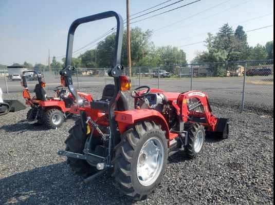 Image of Massey Ferguson 1835E equipment image 2