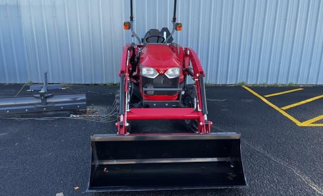 Image of Massey Ferguson 1835E equipment image 1