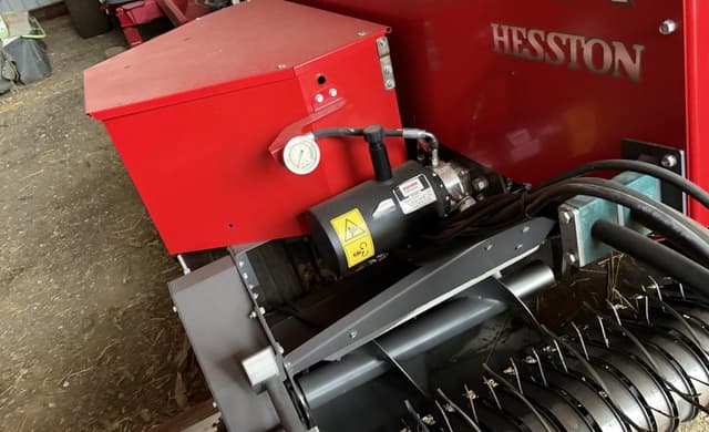 Image of Massey Ferguson 1840 equipment image 3