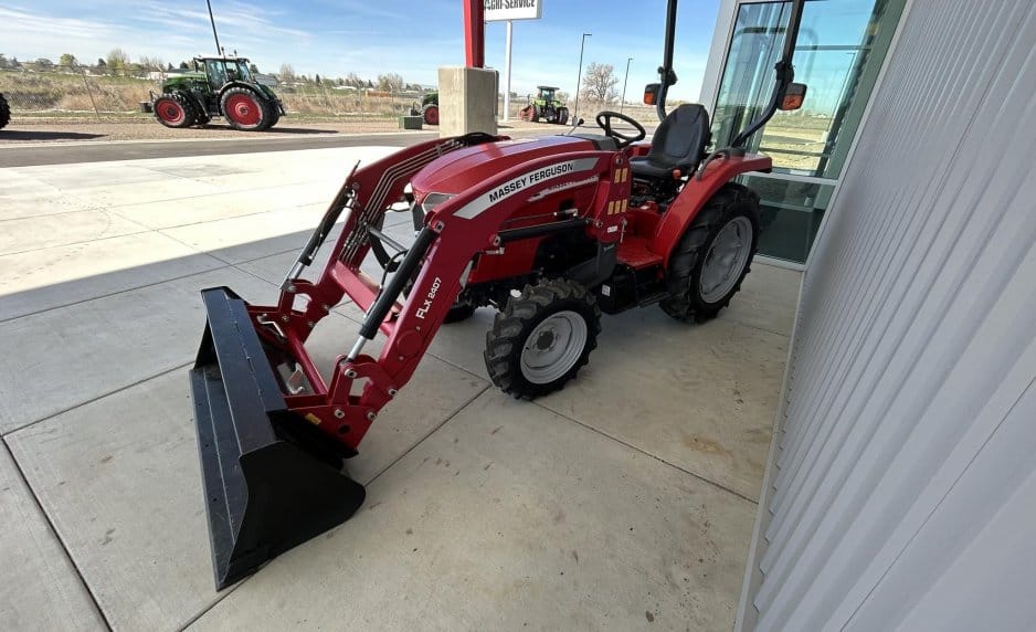 2022 Massey Ferguson 1840E Equipment Image0