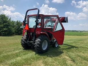 Main image Massey Ferguson 1840E 5