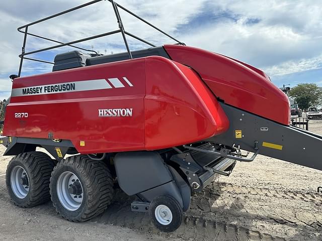 Image of Massey Ferguson 2270 equipment image 1