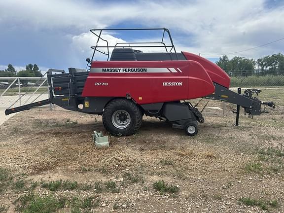 Image of Massey Ferguson 2270 equipment image 2