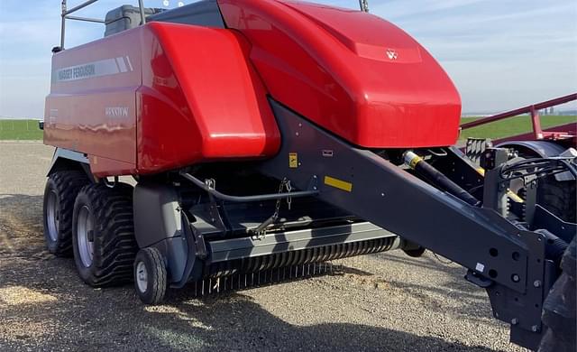 Image of Massey Ferguson 2270 equipment image 1