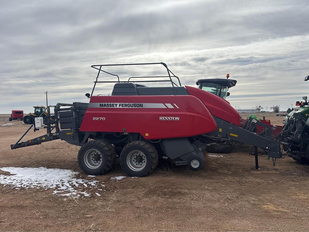 Image of Massey Ferguson 2270 Primary image