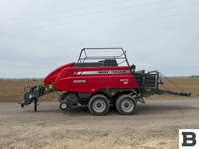 Image of Massey Ferguson 2270 equipment image 2