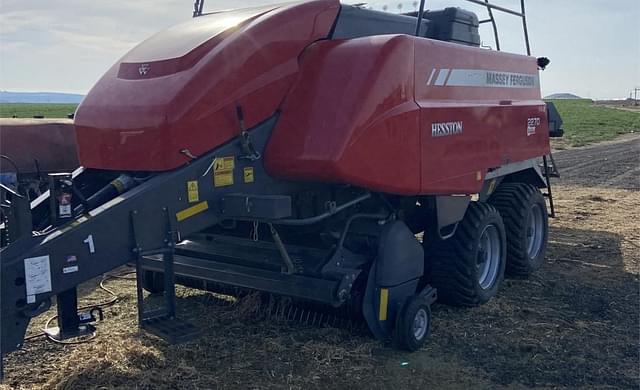 Image of Massey Ferguson 2270 equipment image 2