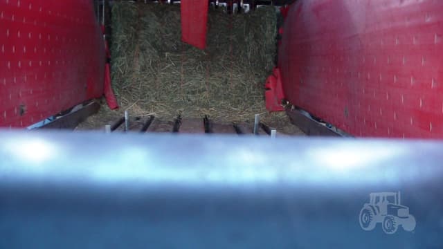 Image of Massey Ferguson 2270XD equipment image 2