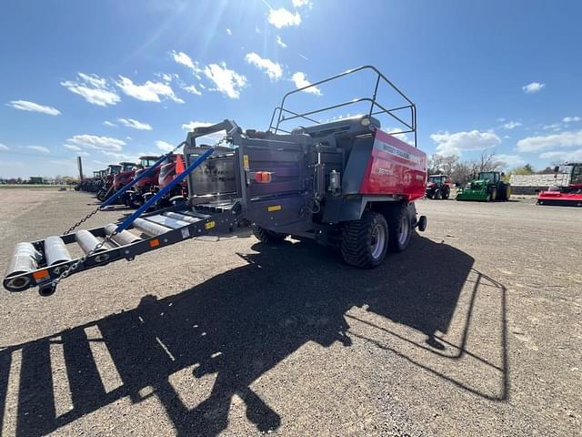Image of Massey Ferguson 2270XD equipment image 4