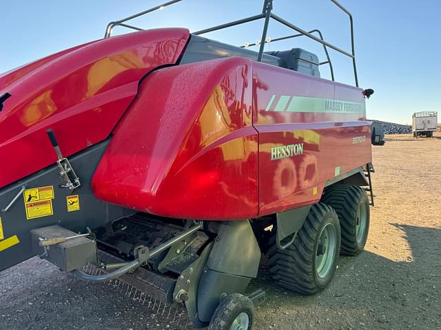 Image of Massey Ferguson 2270XD equipment image 1