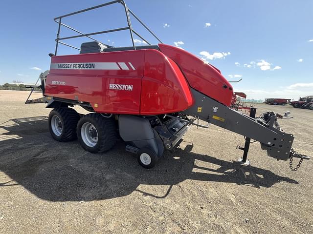 Image of Massey Ferguson 2270XD equipment image 2