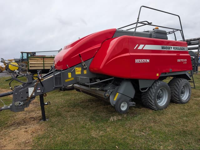 Image of Massey Ferguson 2270XD equipment image 1