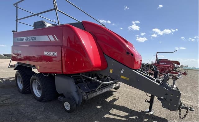 Image of Massey Ferguson 2270XD equipment image 2